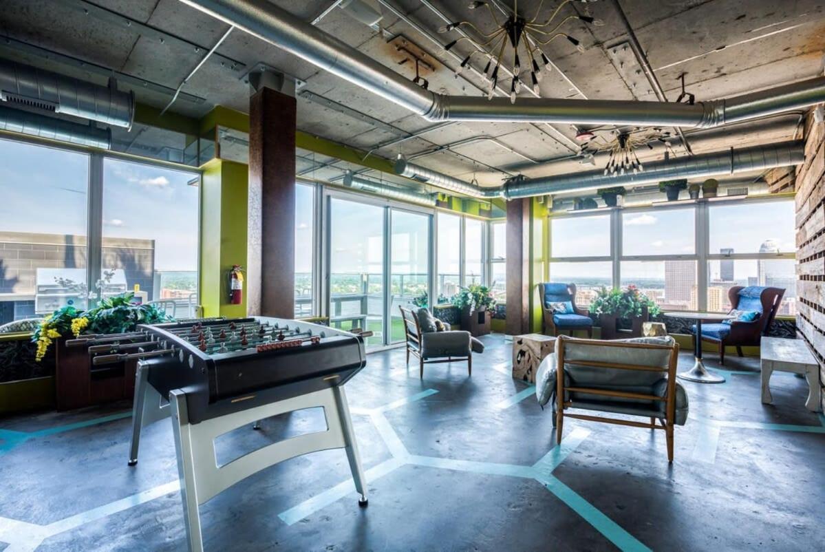 Cozysuites 800 Tower 1br With Gym! 15