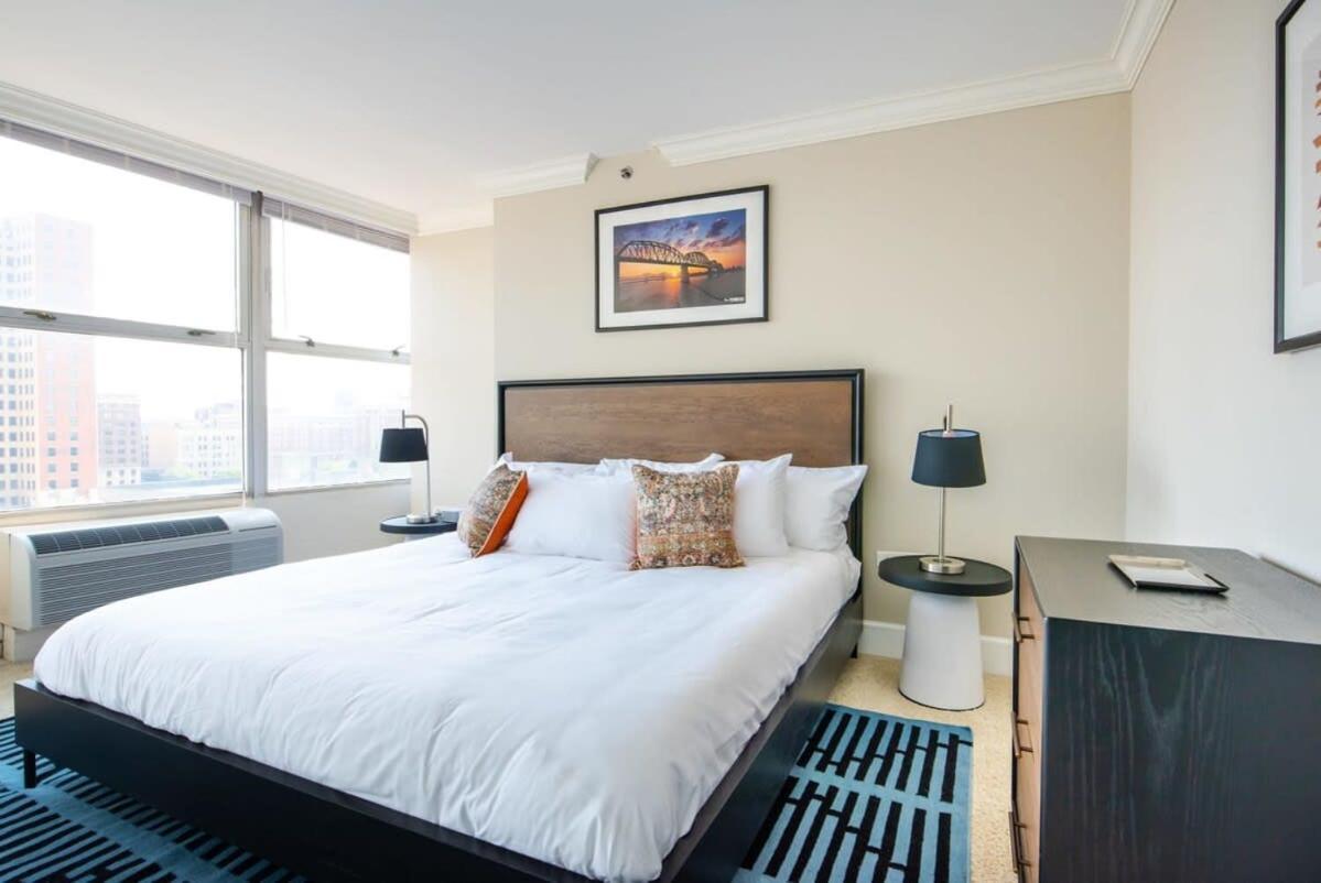 Apartment Cozysuites 800 Tower 1br With Gym! 15 *